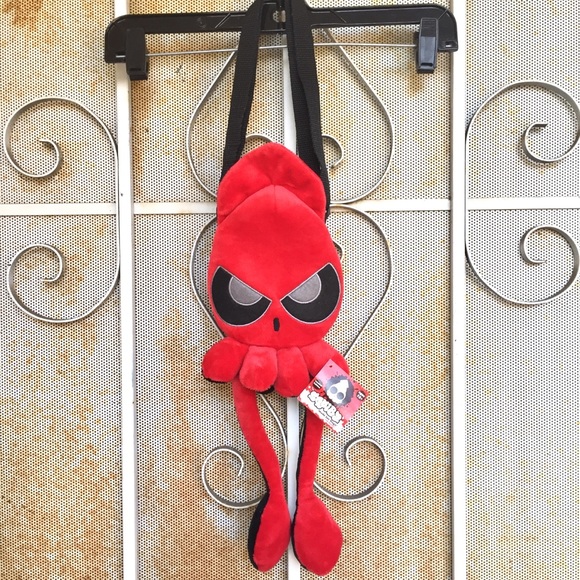 NWT Limited Edition Squibz Red Angry Squid Bag - Picture 2 of 5